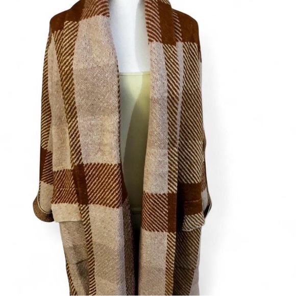 ONE WORLD Tan and Cream Knit Open Cardigan style Duster. Super comfy and cozy! - Picture 3 of 7